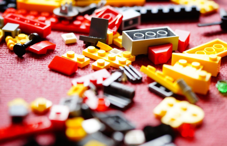 Certaines boîtes de Lego® peuvent se revendre à prix d'or sur Internet. (illustration) (Efraimstochter / Pixabay)