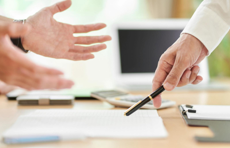 Assurance-vie : trompée par un rachat frauduleux